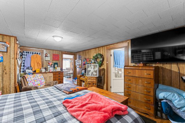 102 W Sparta St, Mcminnville, TN 37110