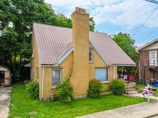 102 W Sparta St, Mcminnville, TN 37110