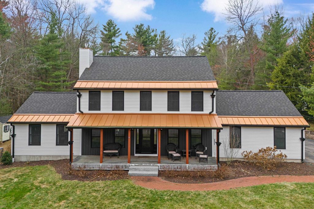13 Newstead Street, Litchfield, NH 03052