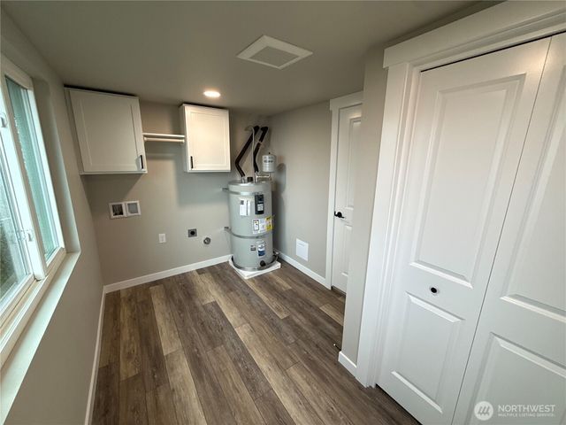 4123 McCall Boulevard W, Bremerton, WA 98312