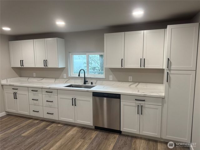 4123 McCall Boulevard W, Bremerton, WA 98312