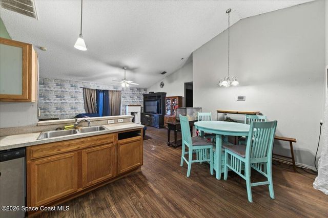 1802 Wildcat Avenue SE, Palm Bay, FL 32909