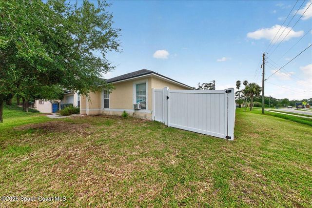 1802 Wildcat Avenue SE, Palm Bay, FL 32909