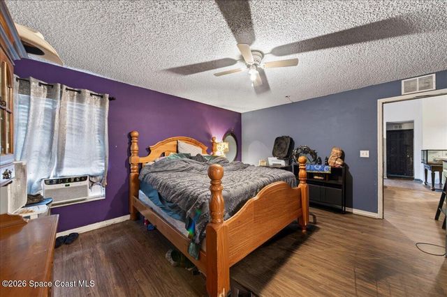 1802 Wildcat Avenue SE, Palm Bay, FL 32909