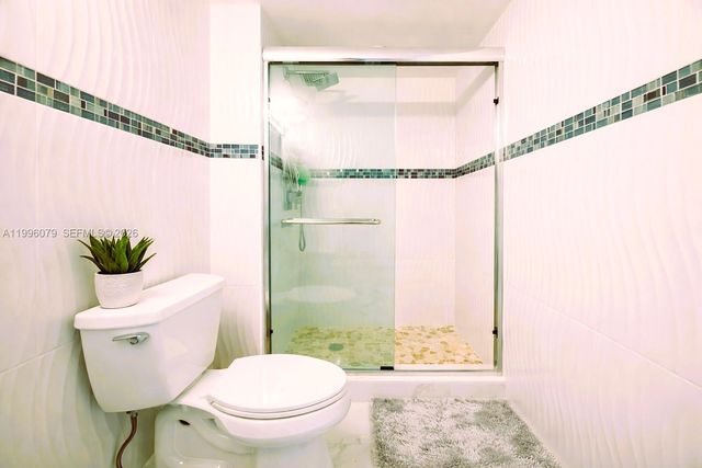 2851 NE 183rd St 906E, Aventura, FL 33160