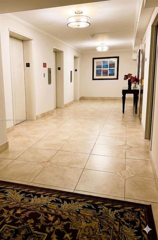 2851 NE 183rd St 906E, Aventura, FL 33160