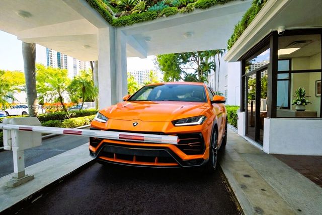 2851 NE 183rd St 906E, Aventura, FL 33160