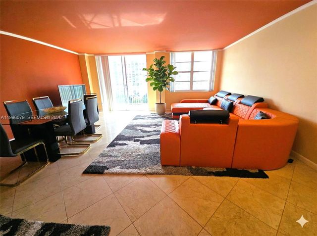 2851 NE 183rd St 906E, Aventura, FL 33160