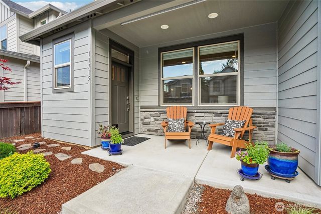 13715 NW 7th Place, Vancouver, WA 98685