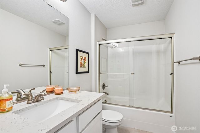 13715 NW 7th Place, Vancouver, WA 98685