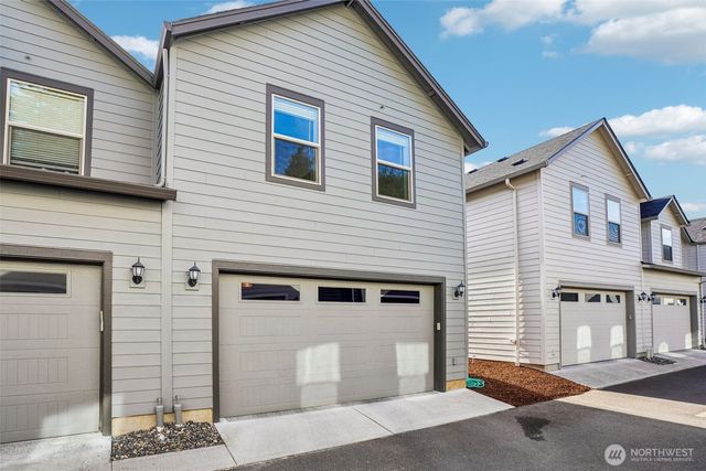 13715 NW 7th Place, Vancouver, WA 98685