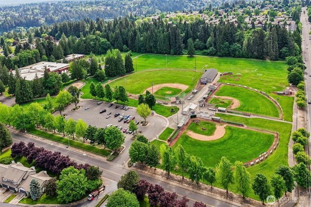 13715 NW 7th Place, Vancouver, WA 98685