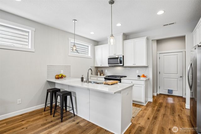 13715 NW 7th Place, Vancouver, WA 98685