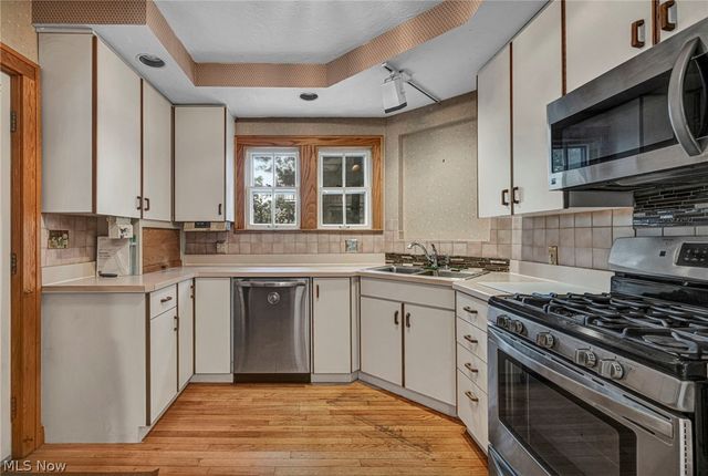 3295 Glencairn Road, Shaker Heights, OH 44122