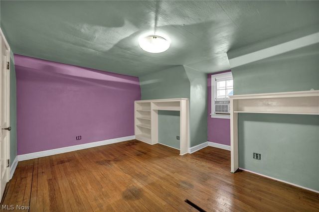3295 Glencairn Road, Shaker Heights, OH 44122