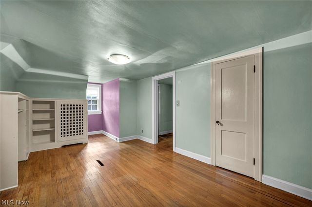 3295 Glencairn Road, Shaker Heights, OH 44122
