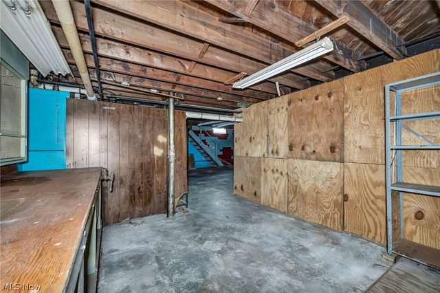 3295 Glencairn Road, Shaker Heights, OH 44122