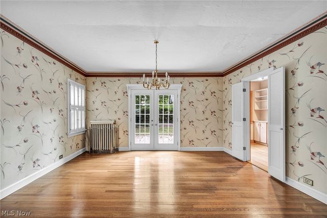 3295 Glencairn Road, Shaker Heights, OH 44122