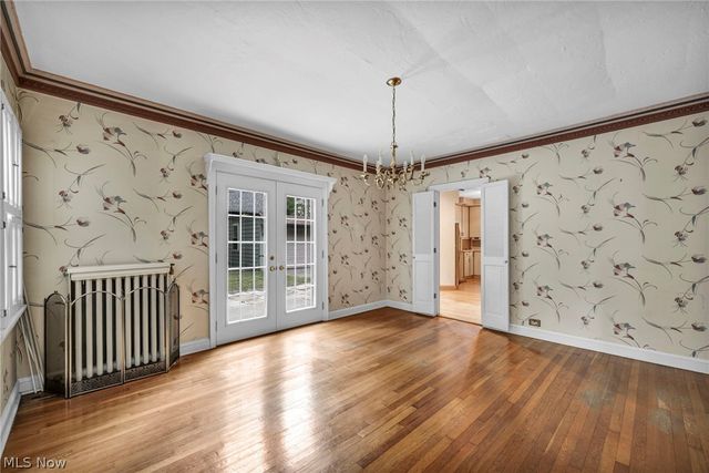 3295 Glencairn Road, Shaker Heights, OH 44122