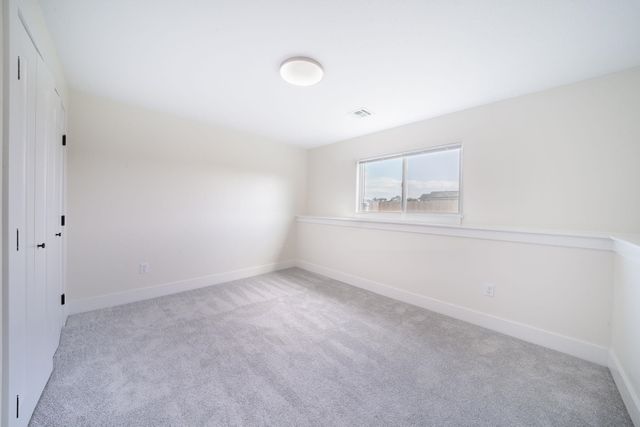 3441 S Linden Ct, Wichita, KS 67210