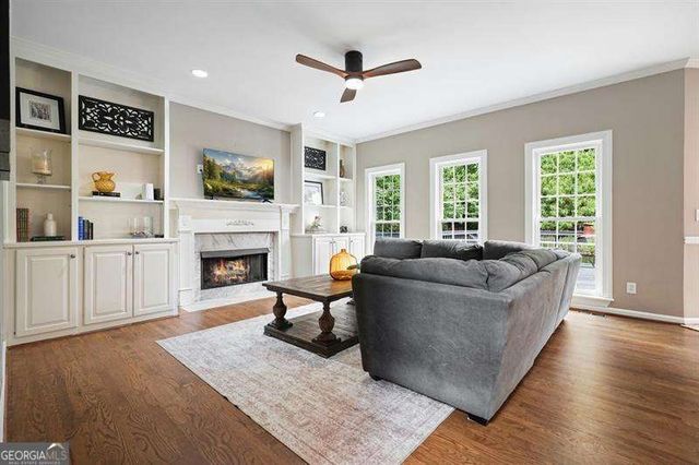 1011 Fairway Valley Drive, Woodstock, GA 30189