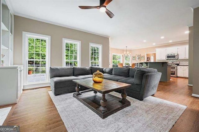 1011 Fairway Valley Drive, Woodstock, GA 30189