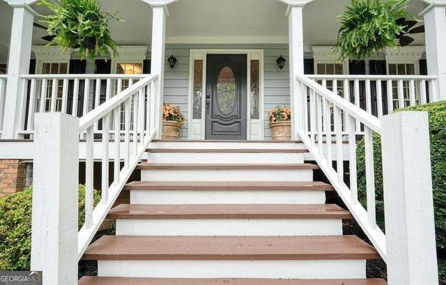 1011 Fairway Valley Drive, Woodstock, GA 30189