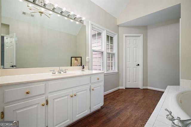 1011 Fairway Valley Drive, Woodstock, GA 30189