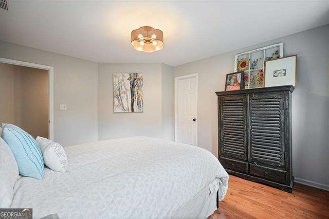 1011 Fairway Valley Drive, Woodstock, GA 30189