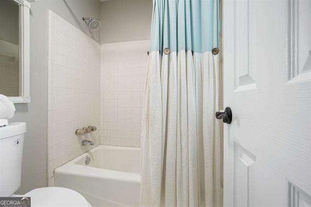 1011 Fairway Valley Drive, Woodstock, GA 30189
