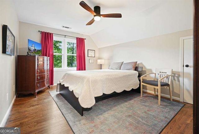 1011 Fairway Valley Drive, Woodstock, GA 30189