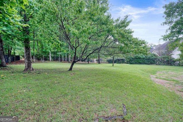 1011 Fairway Valley Drive, Woodstock, GA 30189