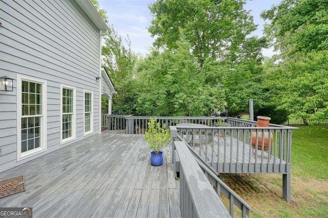 1011 Fairway Valley Drive, Woodstock, GA 30189
