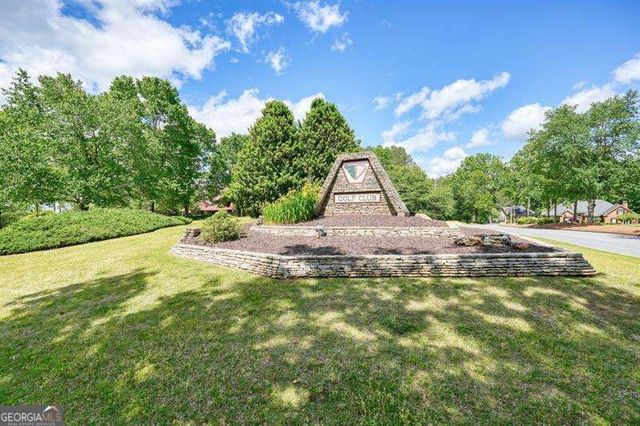 1011 Fairway Valley Drive, Woodstock, GA 30189
