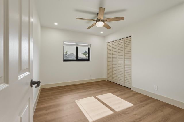 6711 NW 28th Terrace, Fort Lauderdale, FL 33309