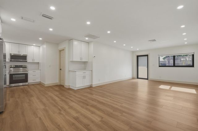 6711 NW 28th Terrace, Fort Lauderdale, FL 33309