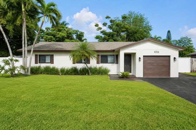 6711 NW 28th Terrace, Fort Lauderdale, FL 33309