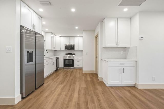 6711 NW 28th Terrace, Fort Lauderdale, FL 33309