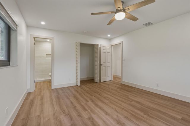 6711 NW 28th Terrace, Fort Lauderdale, FL 33309