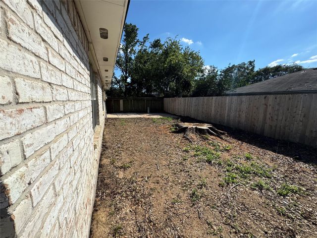 23227 Low Ridge, Spring, TX 77373