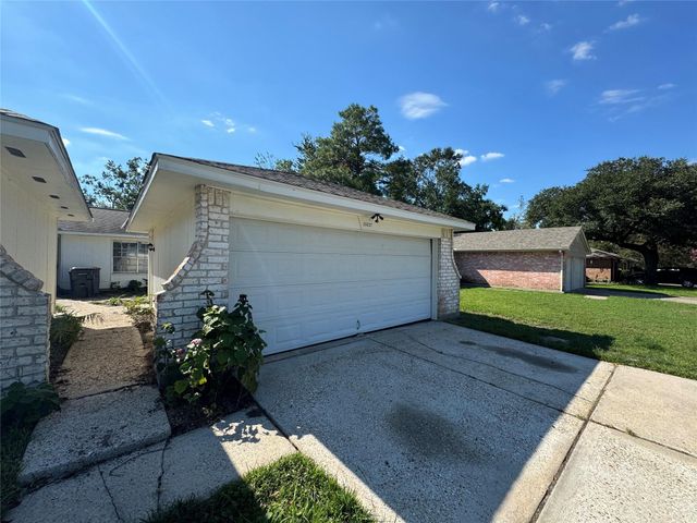 23227 Low Ridge, Spring, TX 77373