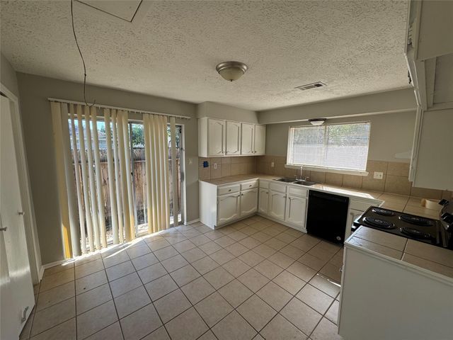 23227 Low Ridge, Spring, TX 77373