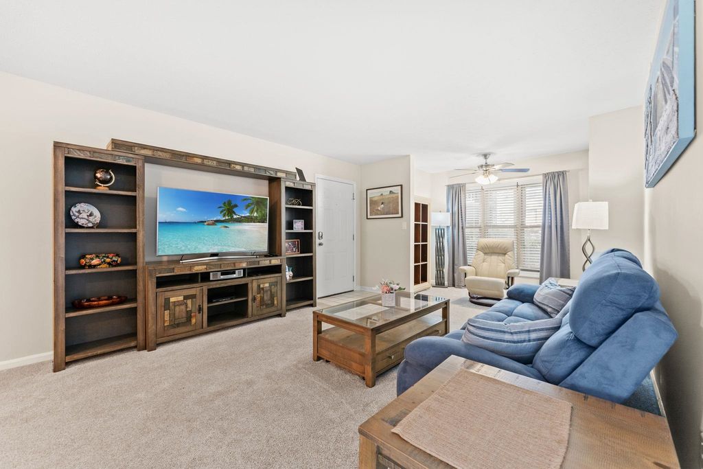 404 75th Ave N Apt D, Myrtle Beach, SC 29572 — photo 2