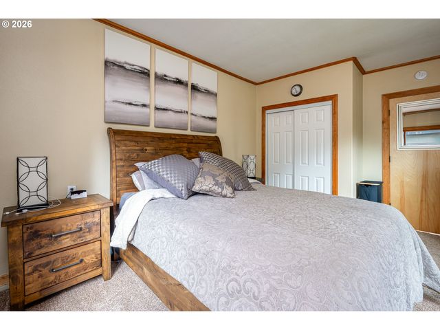 2685 Sw 89TH Ave, Portland, OR 97225