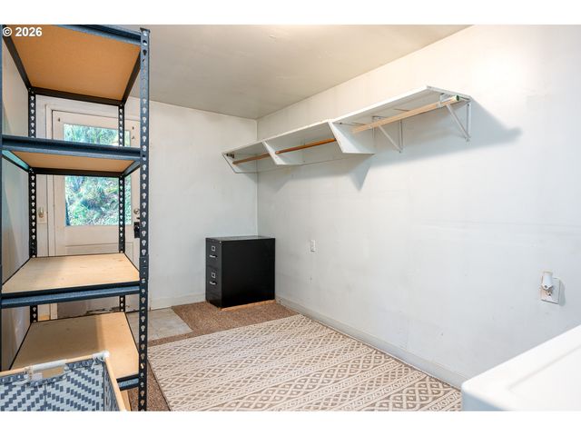 2685 Sw 89TH Ave, Portland, OR 97225