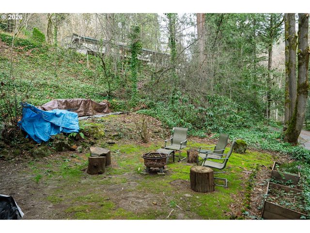 2685 Sw 89TH Ave, Portland, OR 97225