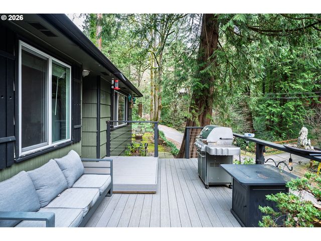 2685 Sw 89TH Ave, Portland, OR 97225