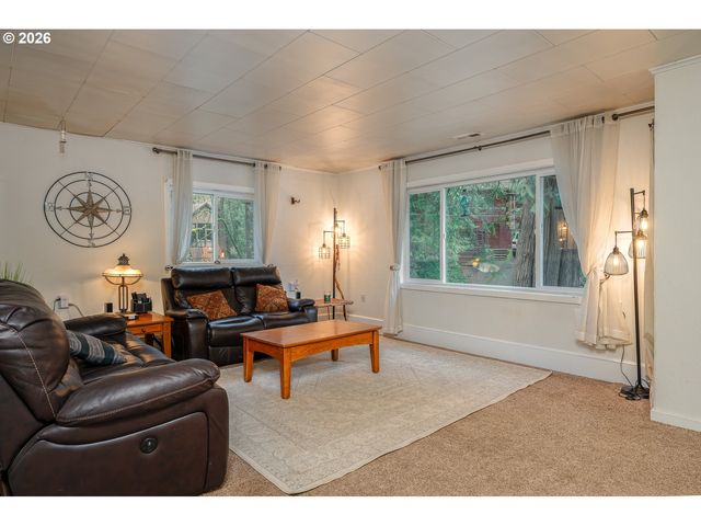 2685 Sw 89TH Ave, Portland, OR 97225