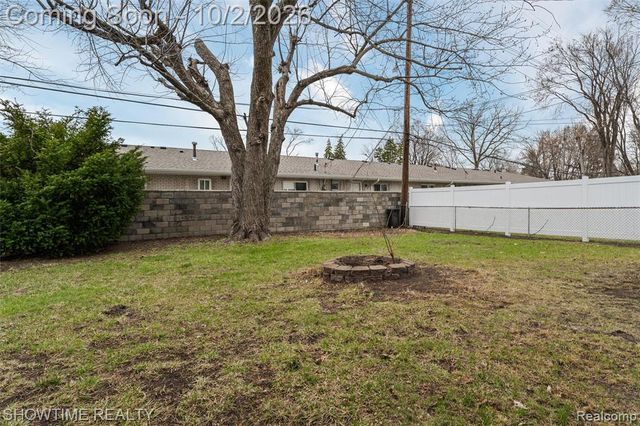 769 Coolidge Avenue, Clawson, MI 48017