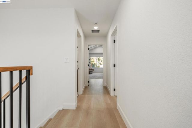 4900 Creekwood Dr, Fremont, CA 94555